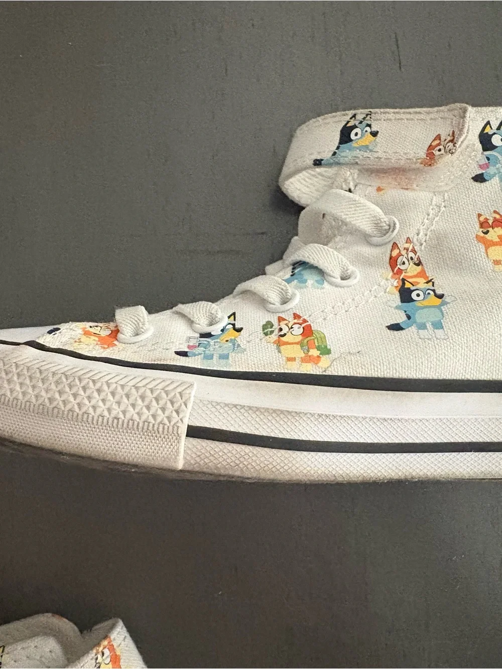 Converse Kids White High-Top Sneakers with Multicolor Character Print